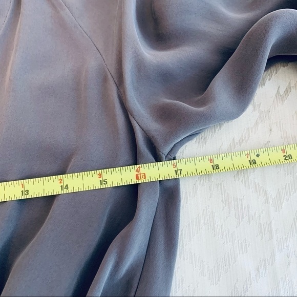 Joie Gray Surplice Peplum Silk Blouse Size S - Picture 5 of 7